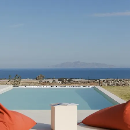 Santorini Vinery Mansion *