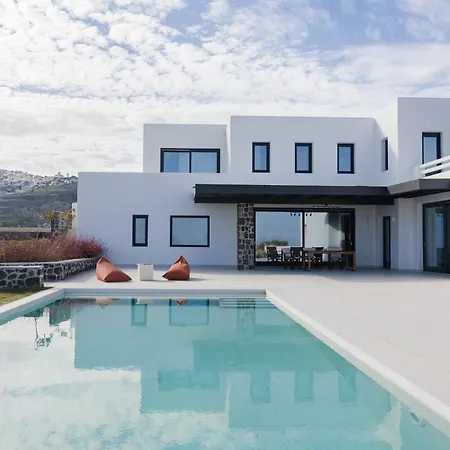 Santorini Vinery Mansion