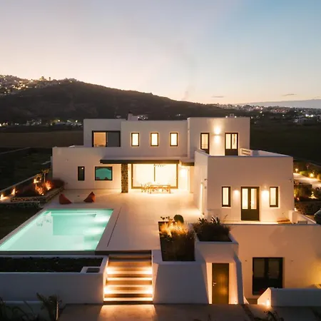 Santorini Vinery Mansion *