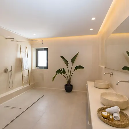 Santorini Vinery Mansion