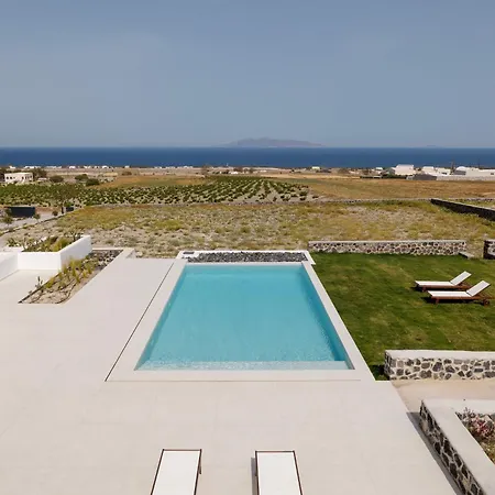 Santorini Vinery Mansion *