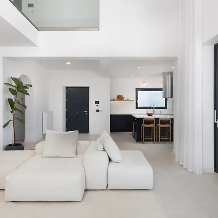 Santorini Vinery Mansion