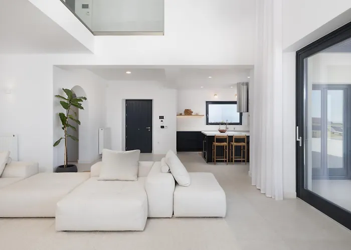 Santorini Vinery Mansion