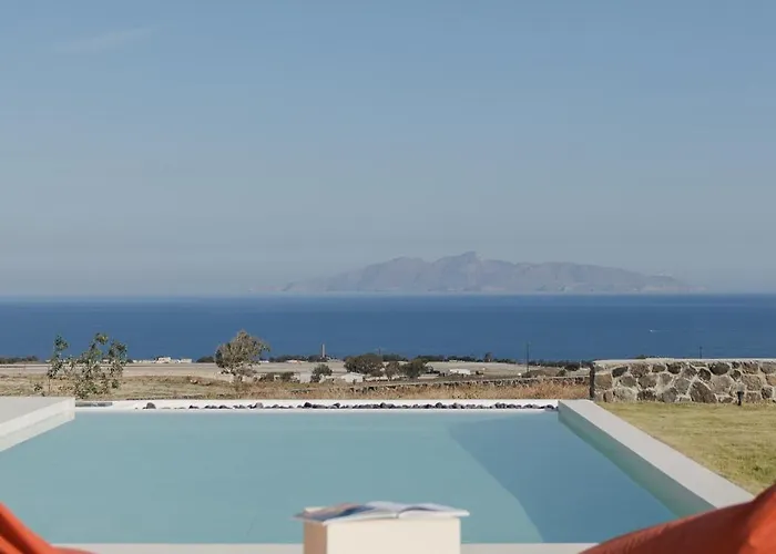 Santorini Vinery Mansion *