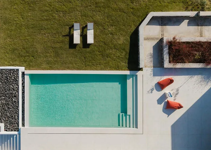 Santorini Vinery Mansion *